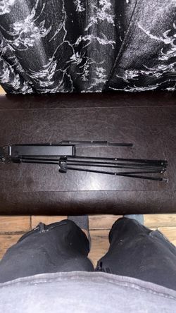 Music sheet holder