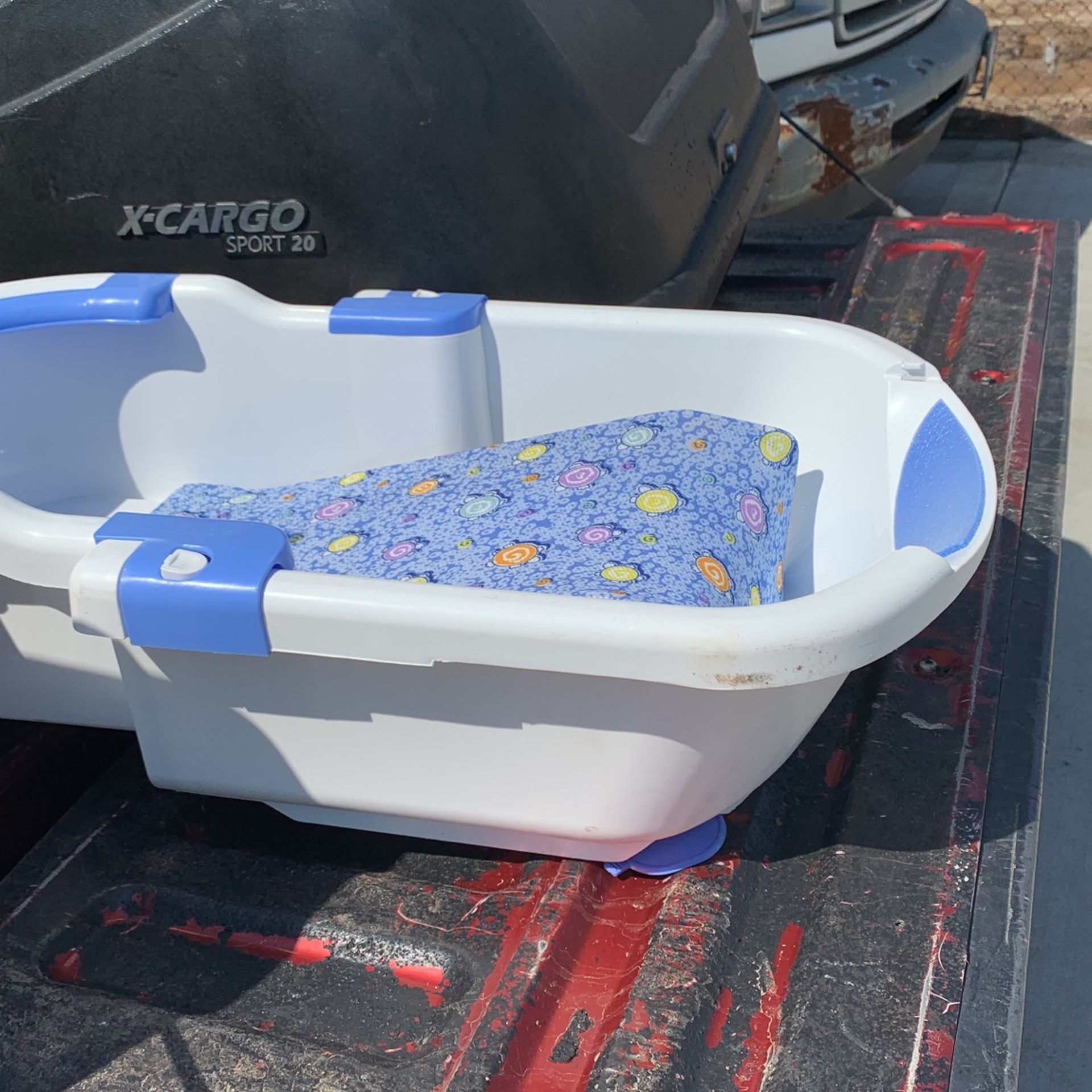 Smol Baby Bath For Shaur 30$
