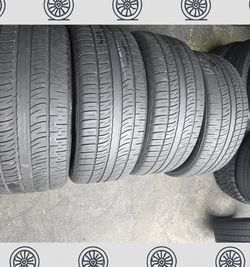 295 40 22 Pirelli Scorpio Set of 4 Used Like New Condition
