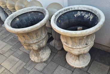 Standing planters