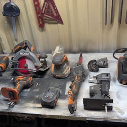 Ridgid 18V Tool Bundle – 6 Tools, Batteries, Charger, Jobsite Crate – $175