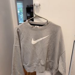 Nike Women Sweatshirt
