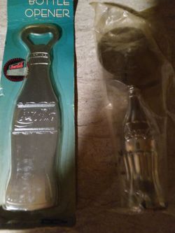Vintage 1990's coca cola bottle opener & pizza cutter both new perfect never opened sealed located in palm springs ca