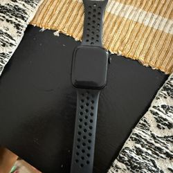 Apple Watch Series 7 45mm