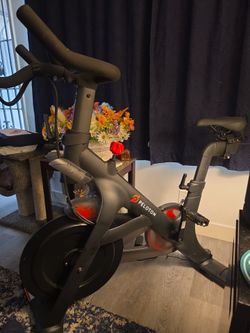 Peloton Bike