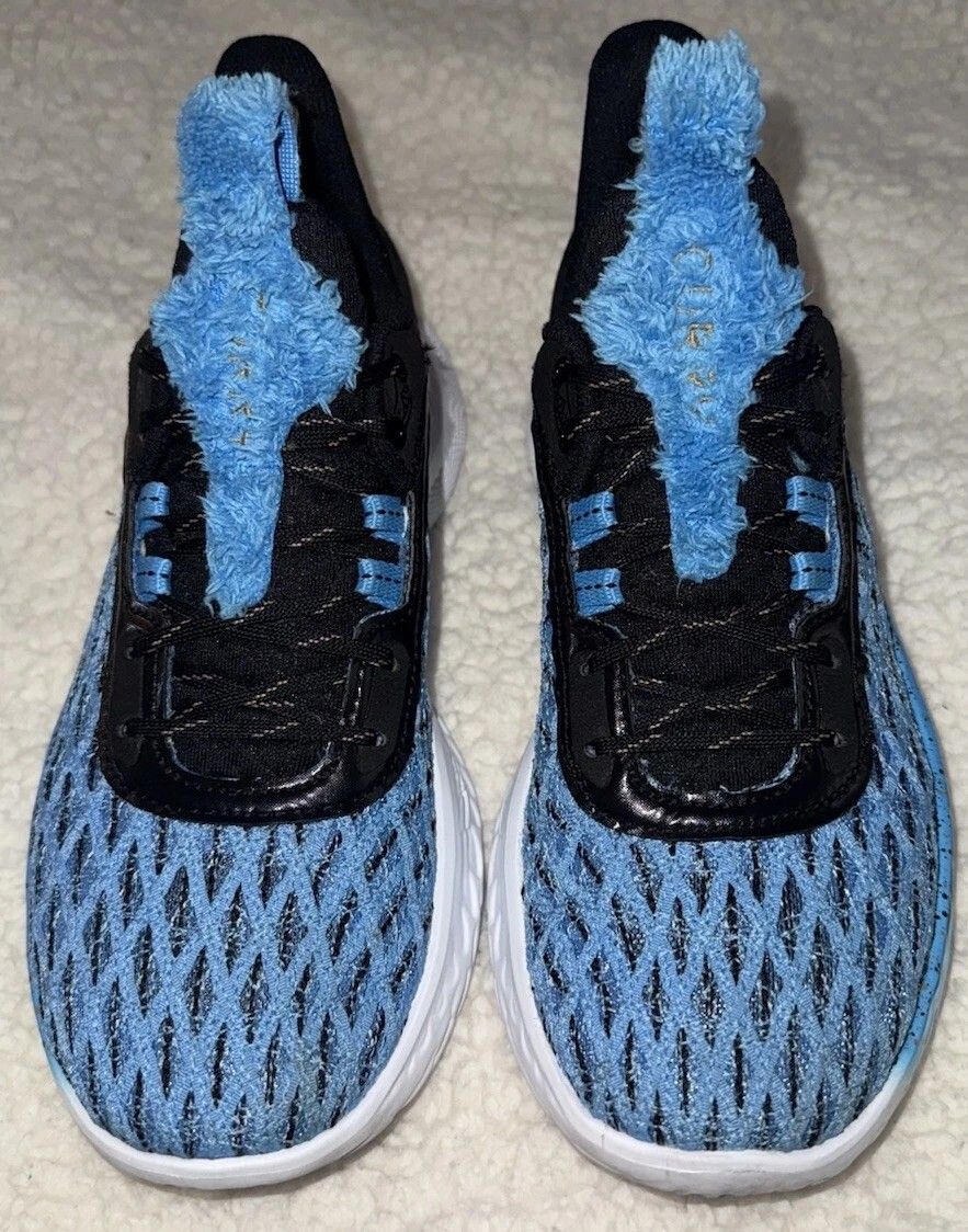 Under Armor Stephen Curry Sesame Street Cookie Monster