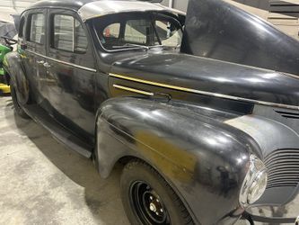 Plymouth Lovers🎄Merry Christmas 🎄LOOK  AT THIS Old Vintage Car