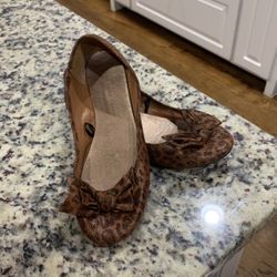 Women’s Shoes 