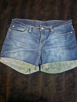 Levi's jean shorts