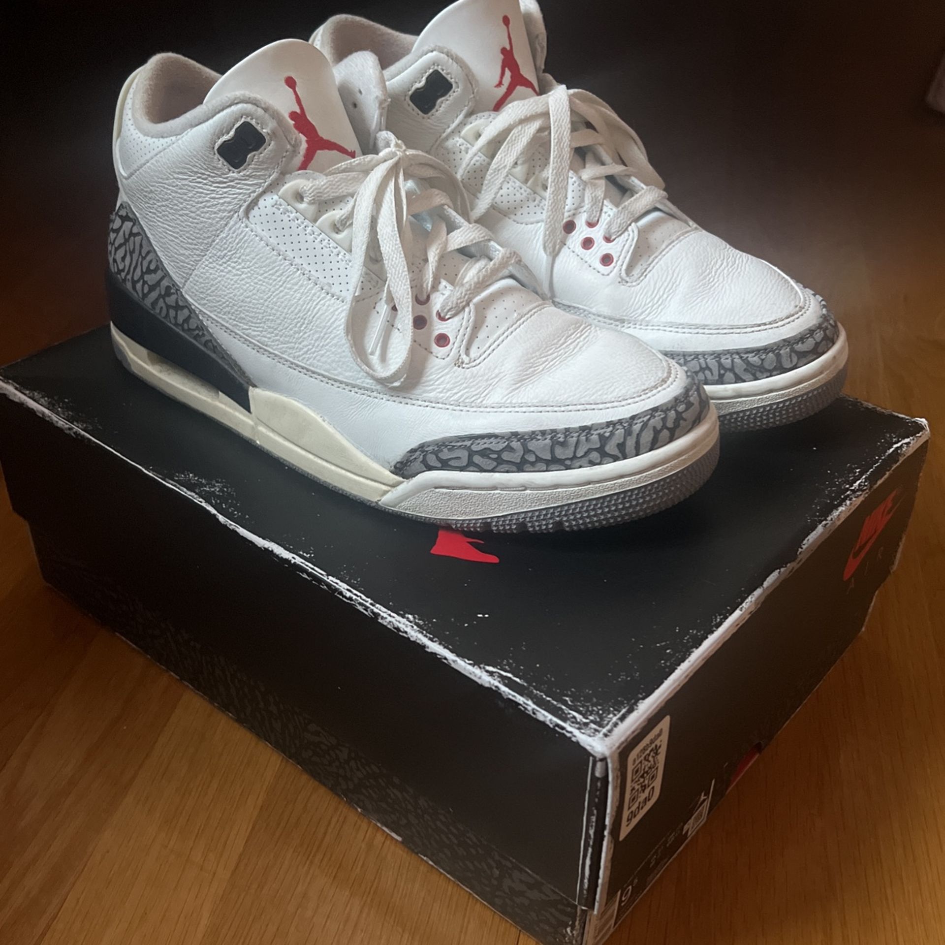 Air Jordan 3 Retro “White Cement Reimagined” Men’s Size 10