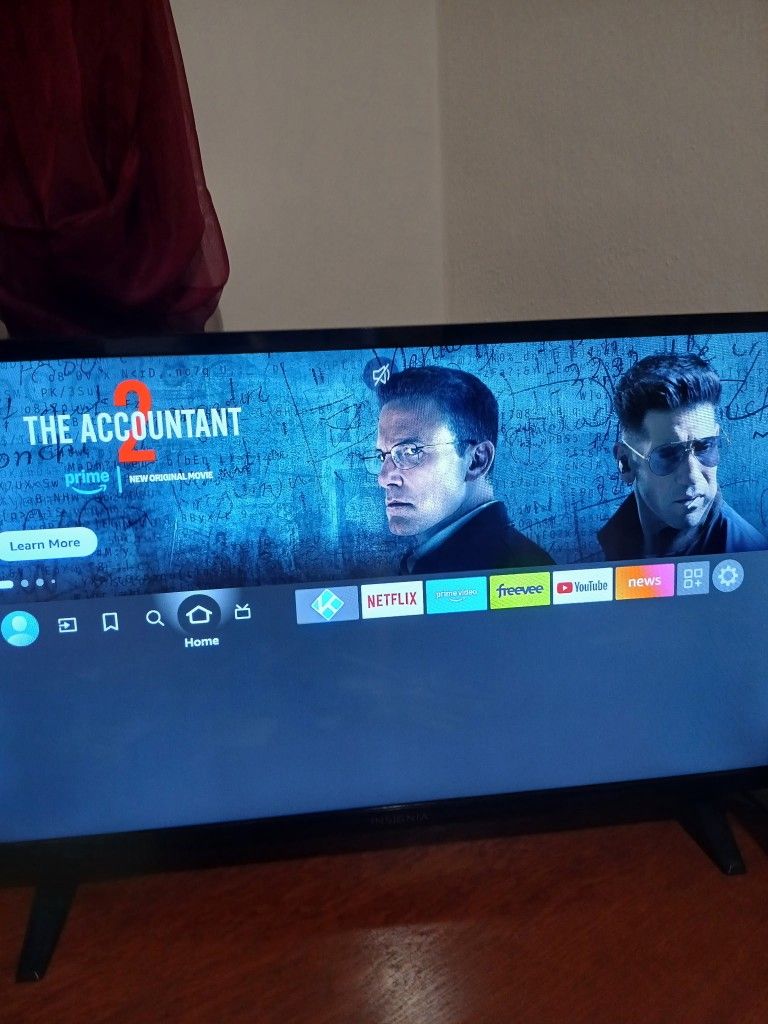 Fire TV w/ Alexa Remote