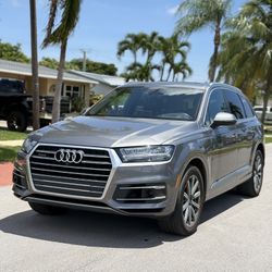 2018 Audi Q7 Prestige 
