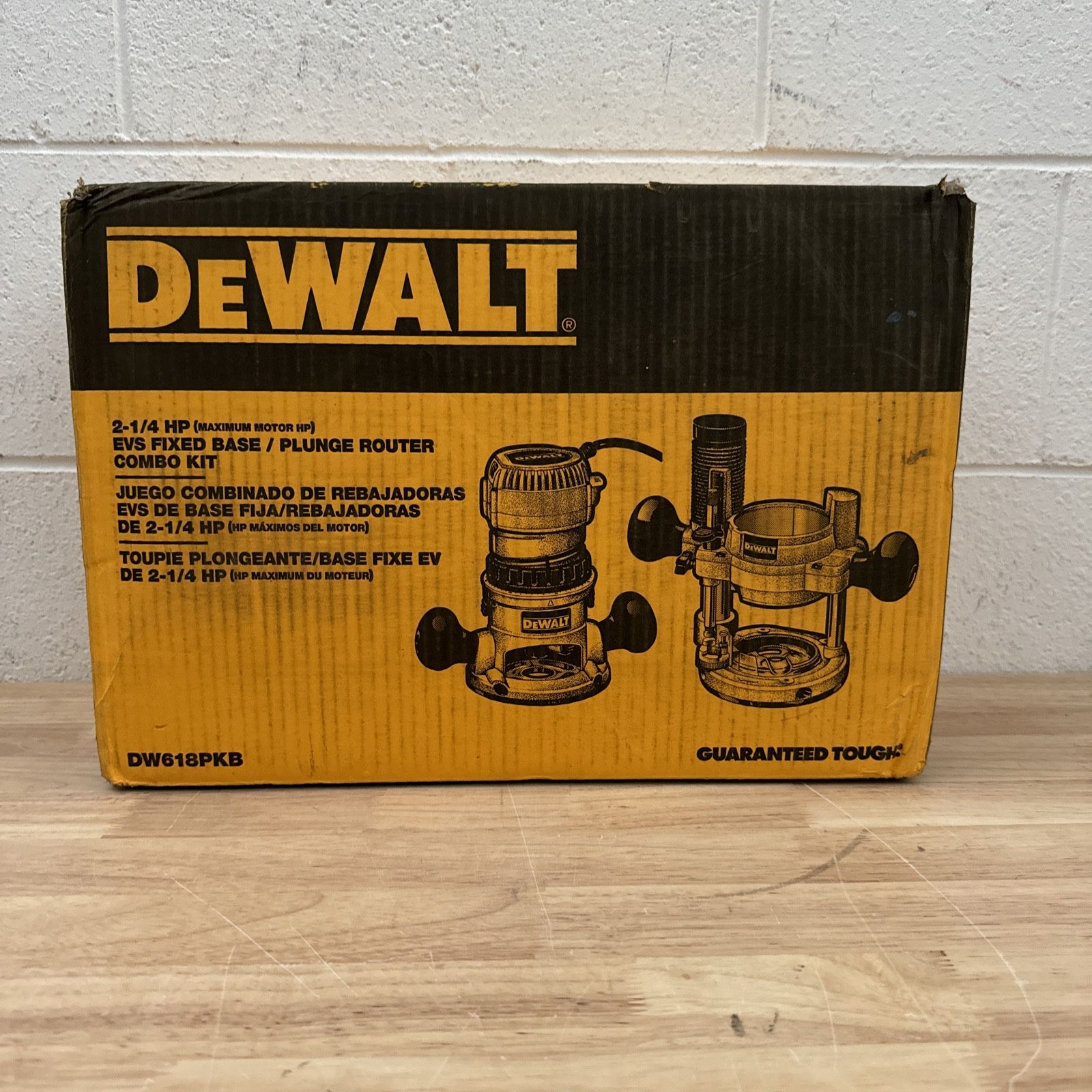 DEWALT DW618PKB 2-1/4 HP EVS Fixed Base/Plunge Router Combo Kit with Soft Start