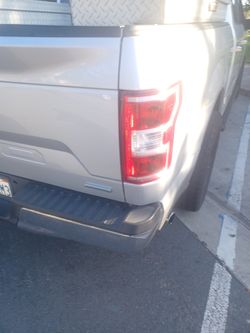 Luz Trasera Lado Del Pasajero F 150 XLT. Ano 2018