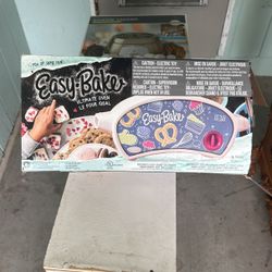 Easy Bake Oven 