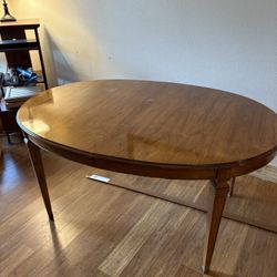 Kitchen Table NEED GONE