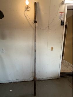 Barbell weights and bar