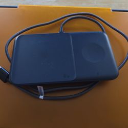 Samsung - Duo Fast Wireless Charger pad - Black