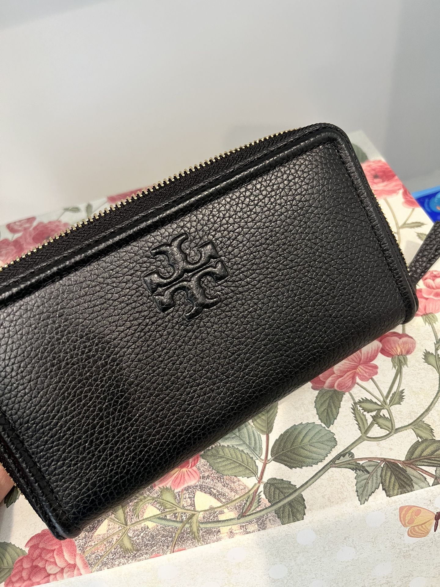 Tory Burch Leather Wallet NEW