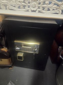 Black Digital Keypad Security Safe