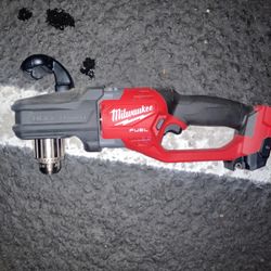 Milwaukee  M18 Fuel Hole Hang