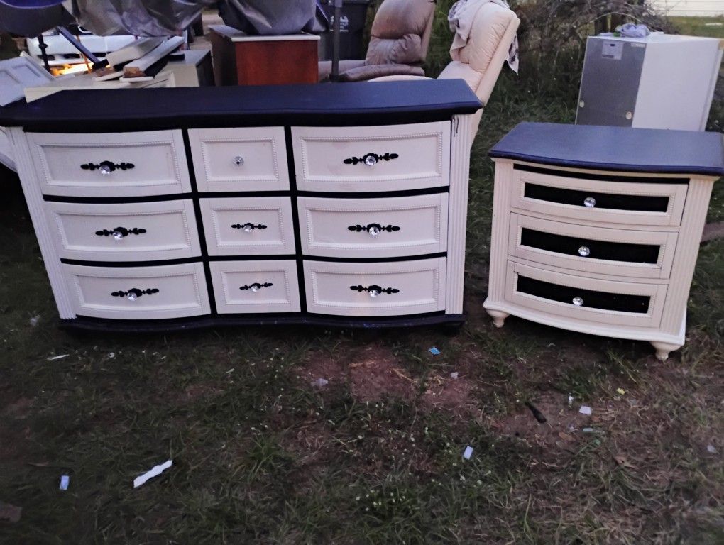 Custom Painted Sparkling Dresser Set $75 Delivery Available