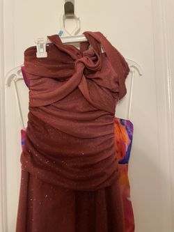 Size small woman’s maroon dress long formal - Can ship