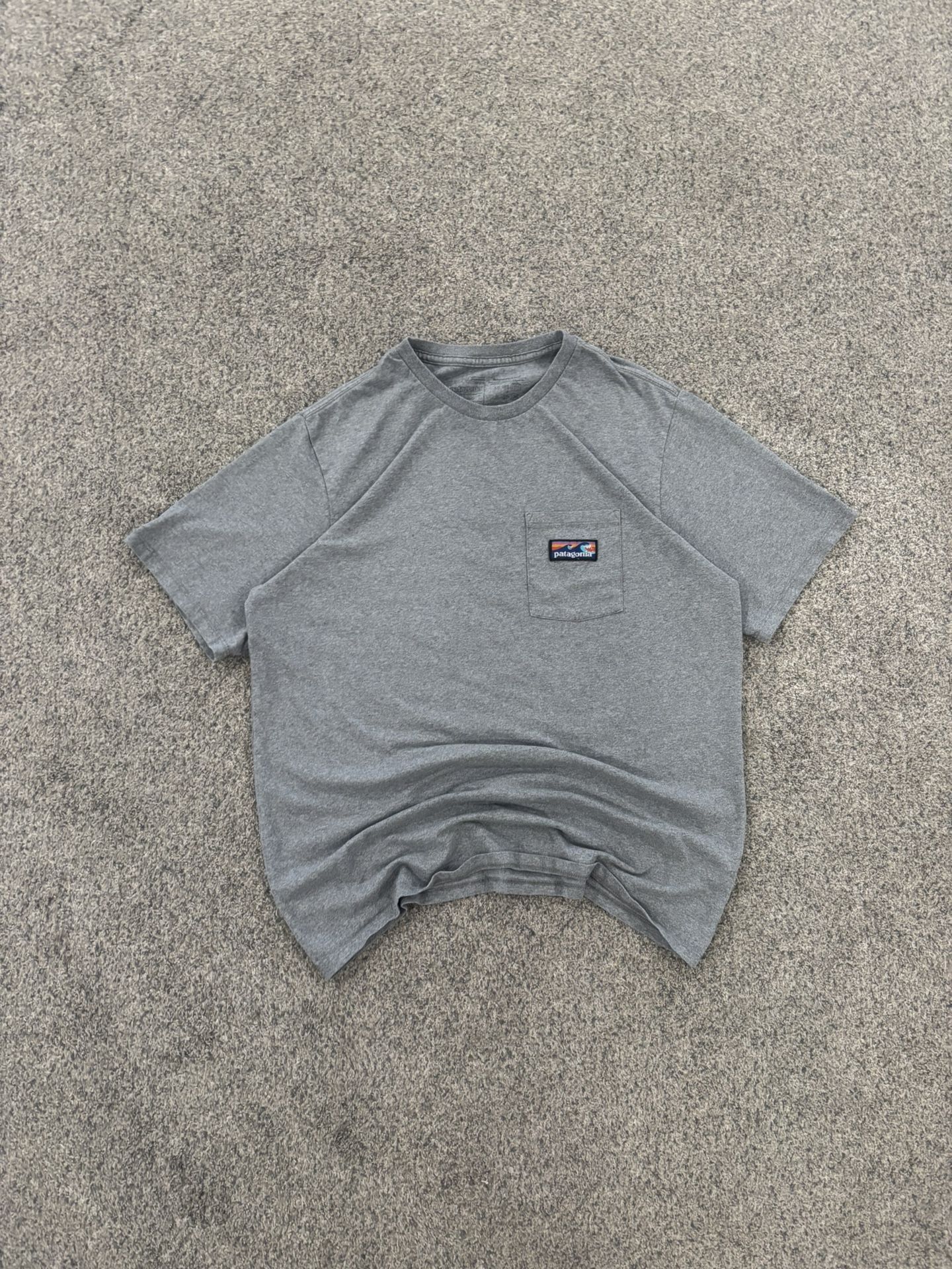Patagonia pocket tee men’s size M