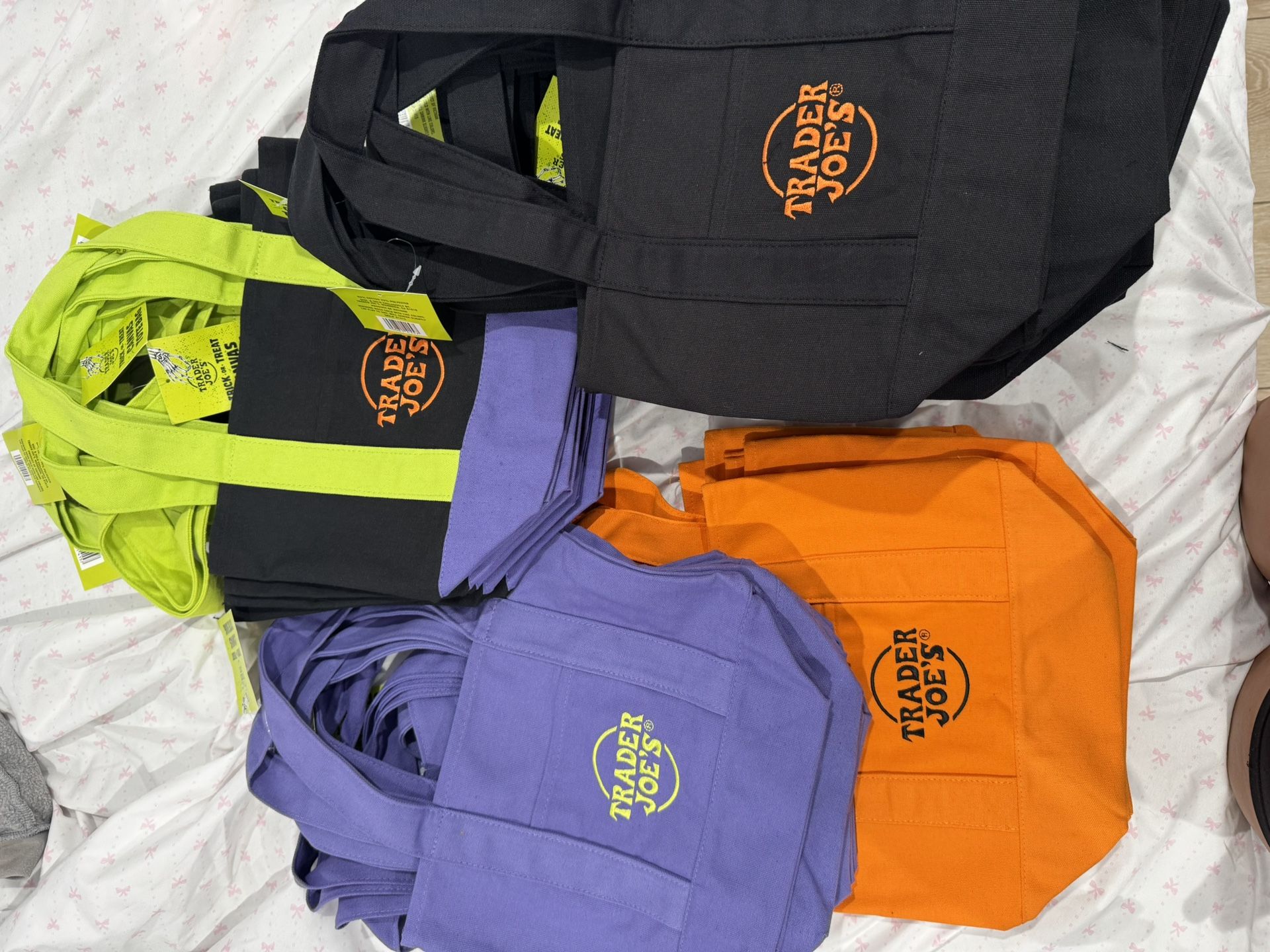 Trader Joe’s Mini Tote Bags Halloween Limited Edition 
