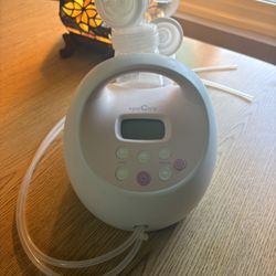 Breast pump new never used