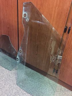 1970 Ford GT Windows