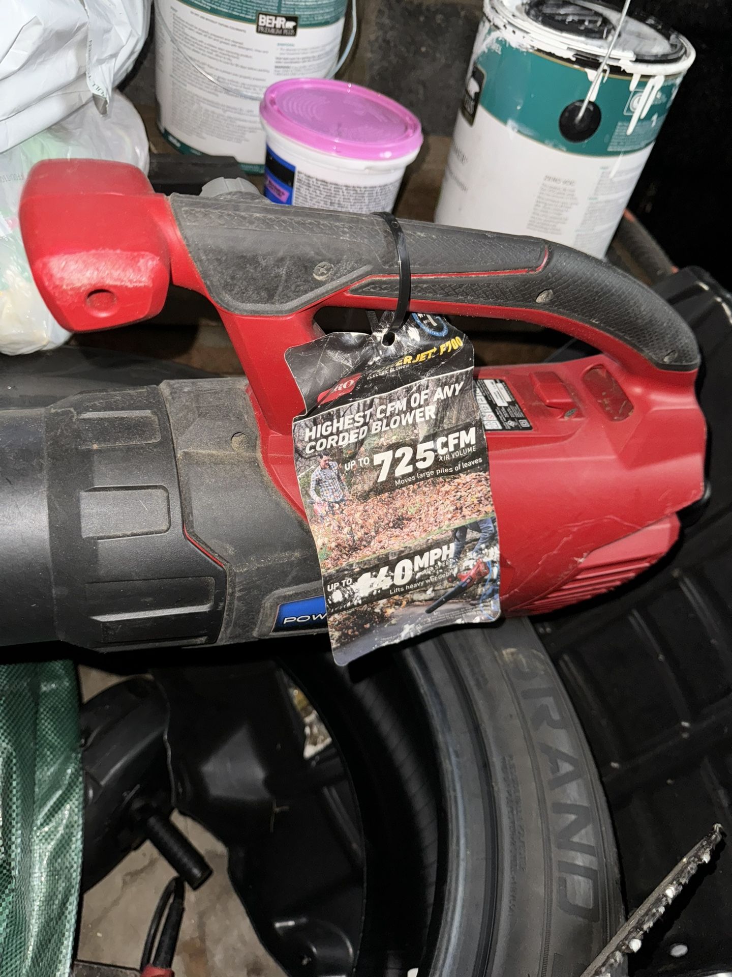 Leaf Blower
