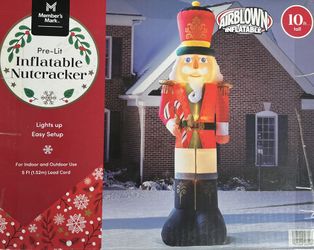 15ft inflatable Nutcracker