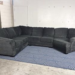 Ashley Eltmann 3pc Dark Gray Sectional Sofa with Cuddler