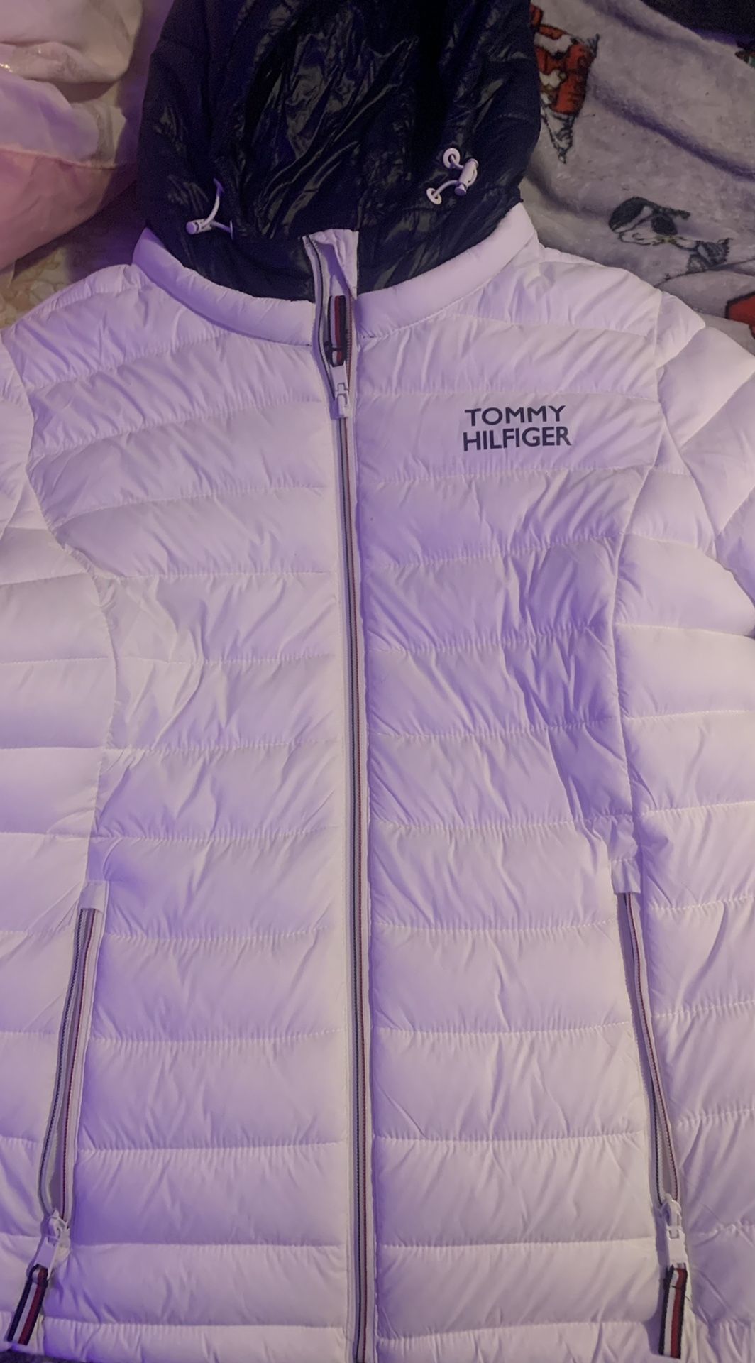 Brand New Tommy Hilfiger White/Navy Large Jacket