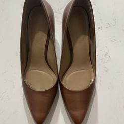 Brown Naturalizer Heells Size 8