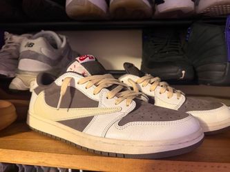 Travis Scott reverse mocha size 11 small sole separation no box included!!