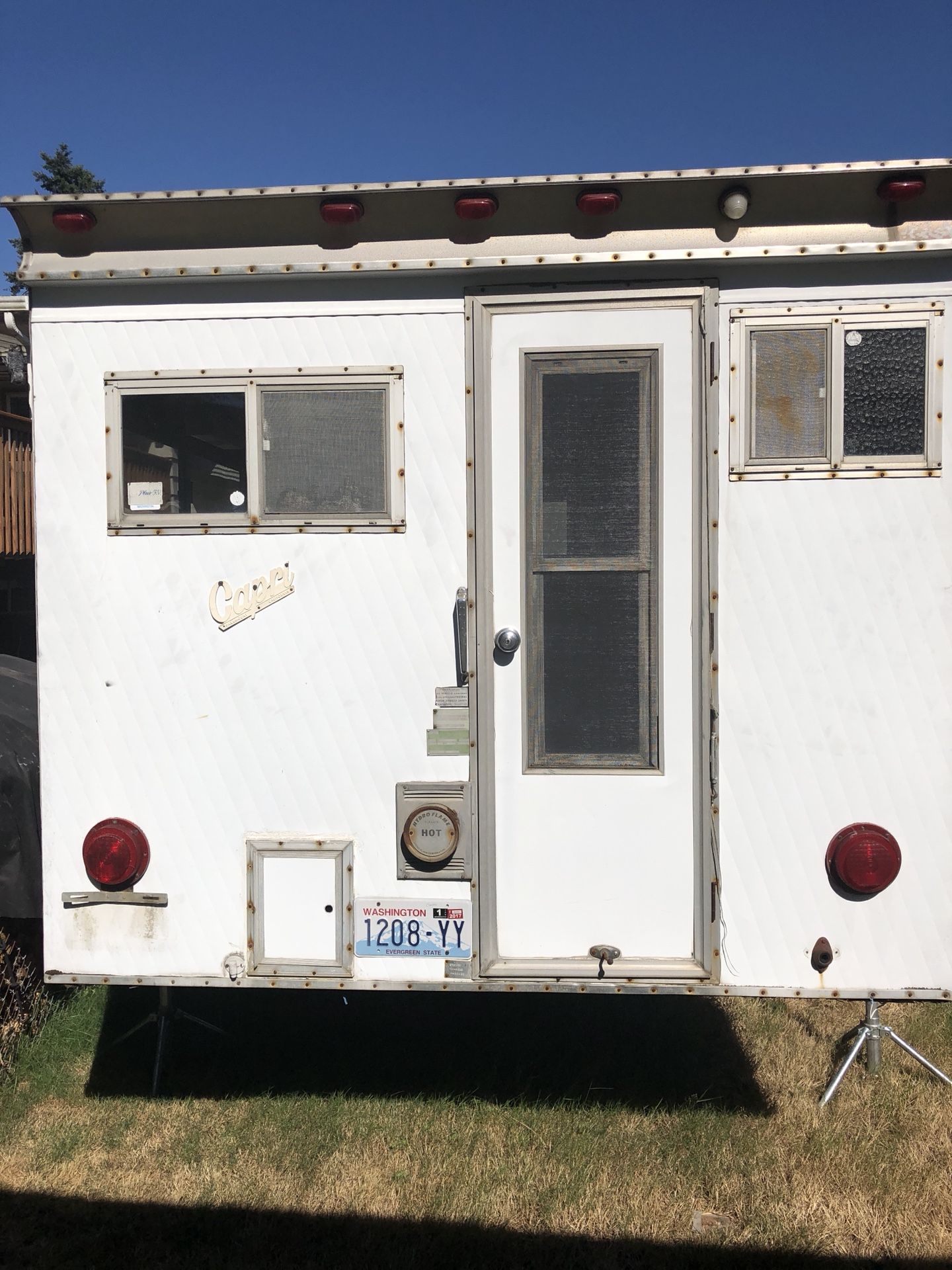 Capri Camper for Sale in Des Moines, WA OfferUp