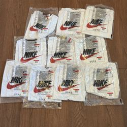 Nike Kids Tshirts - Size Large (Youth)