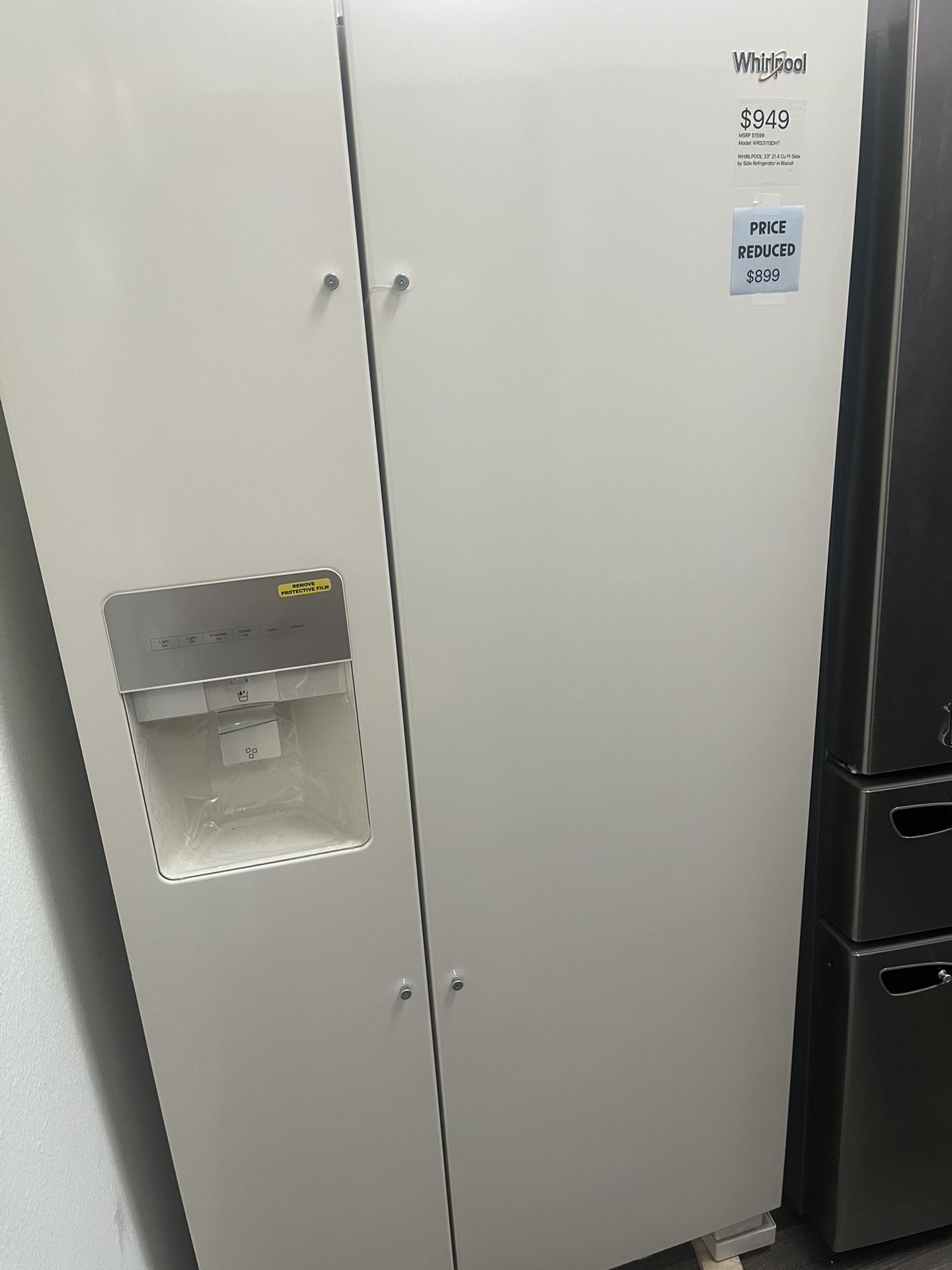 33” Wide Side by Side Refrigerator w/ Water Dispenser IceMaker & 21.4 cu ft Cpcty @ $700 Off MSRP!