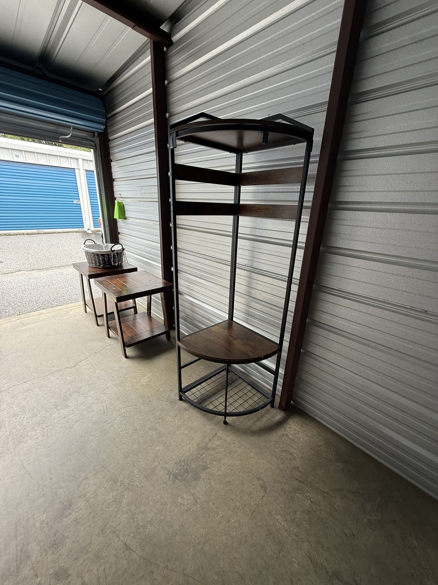 Corner Shelf with shoe bench