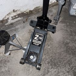 Low Profile Pittsburgh Car Jack