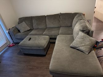 Gray Sectional Sofa with Matching Ottoman – $300