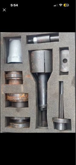 Bobcat 2000 series axle tools