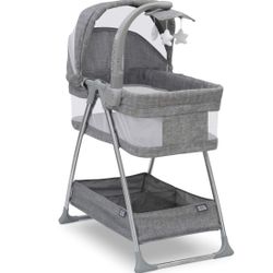 Bassinet and Bedside Sleeper /  Portable Crib