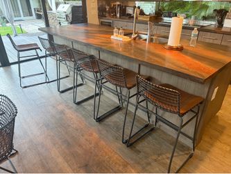Beautiful set of six contemporary counter-height stools in excellent condition.