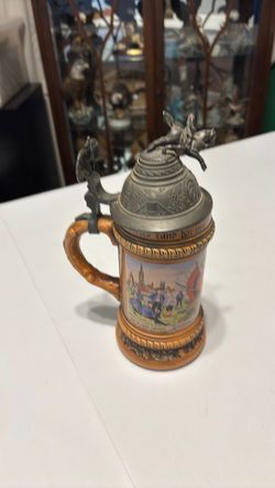 Stein w horseman on top