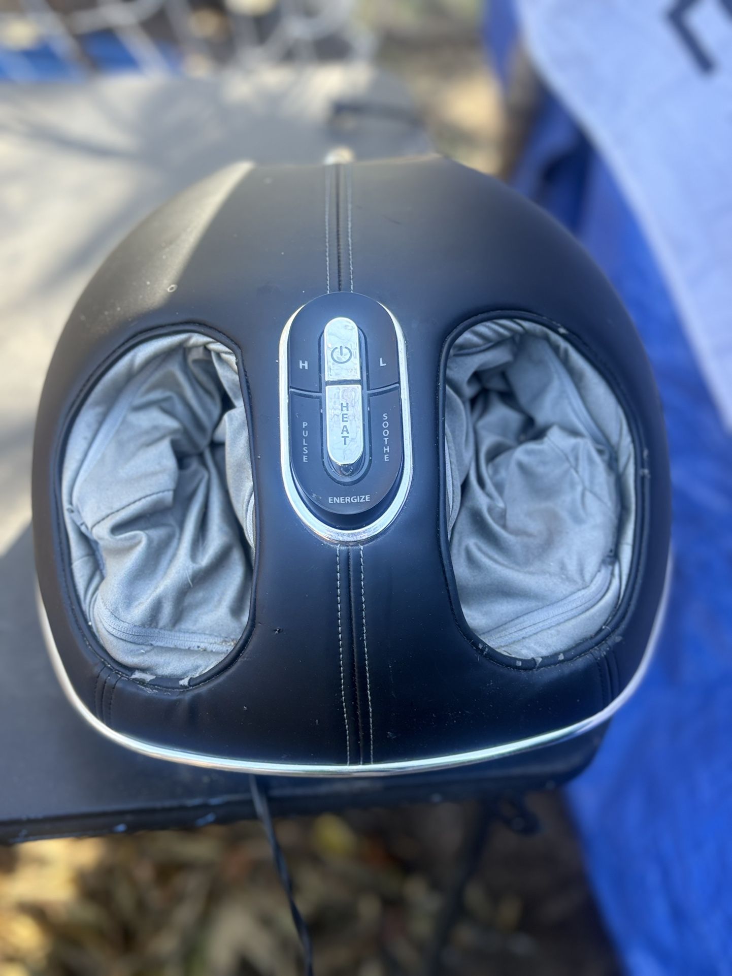 Brookstone foot Massager And Warmer