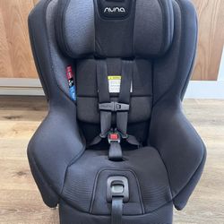 Nuna Rava Car seat