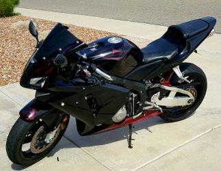 03 Honda CBR600rr Custom Paint Clean Title for Sale in Phoenix